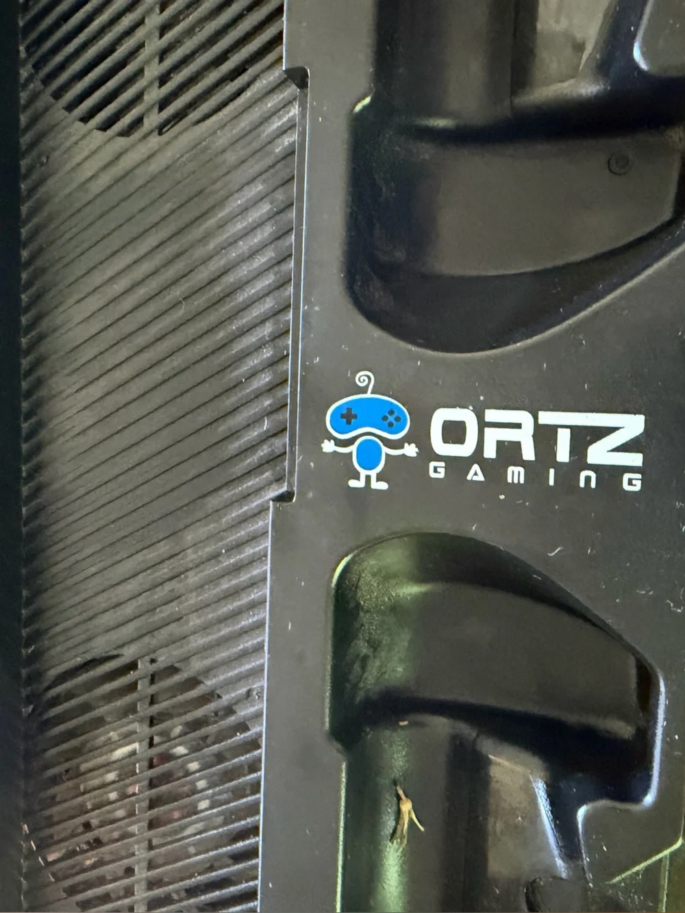 Ortz vertical stand for PlayStation 4, 4 Sony dual shock 4wireless controllers.